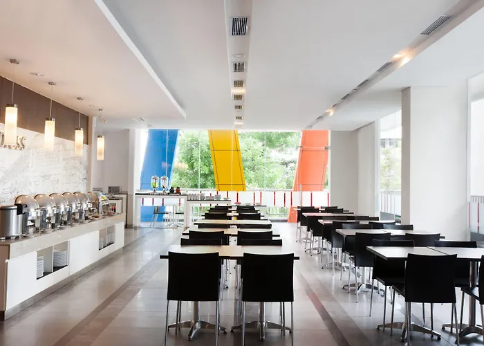 Amaris Hotel Embong Malang - Surabaya